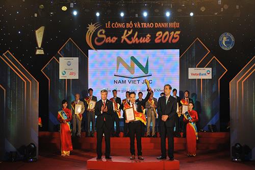 Nam Việt JSC vinh dự nhận giải thưởng Sao Khuê 2015